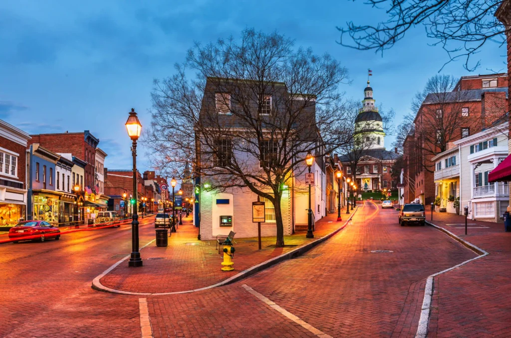 annapolis-maryland-usa-downtown-cityscape-2023-11-27-05-27-33-utc-1024x678